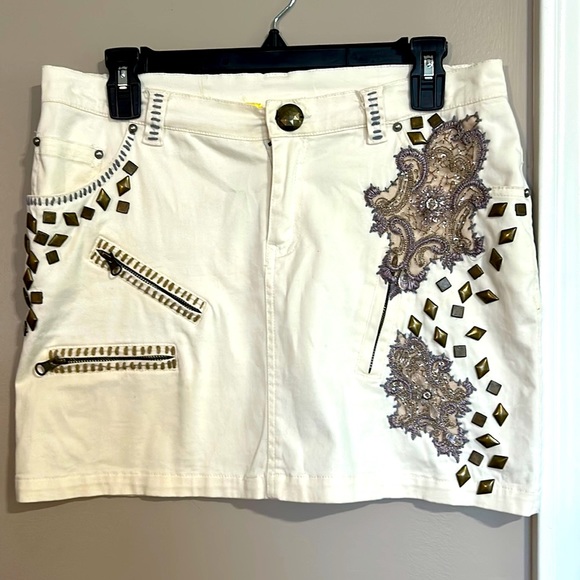 Spice & Roses Beaded Skirt - Picture 1 of 9